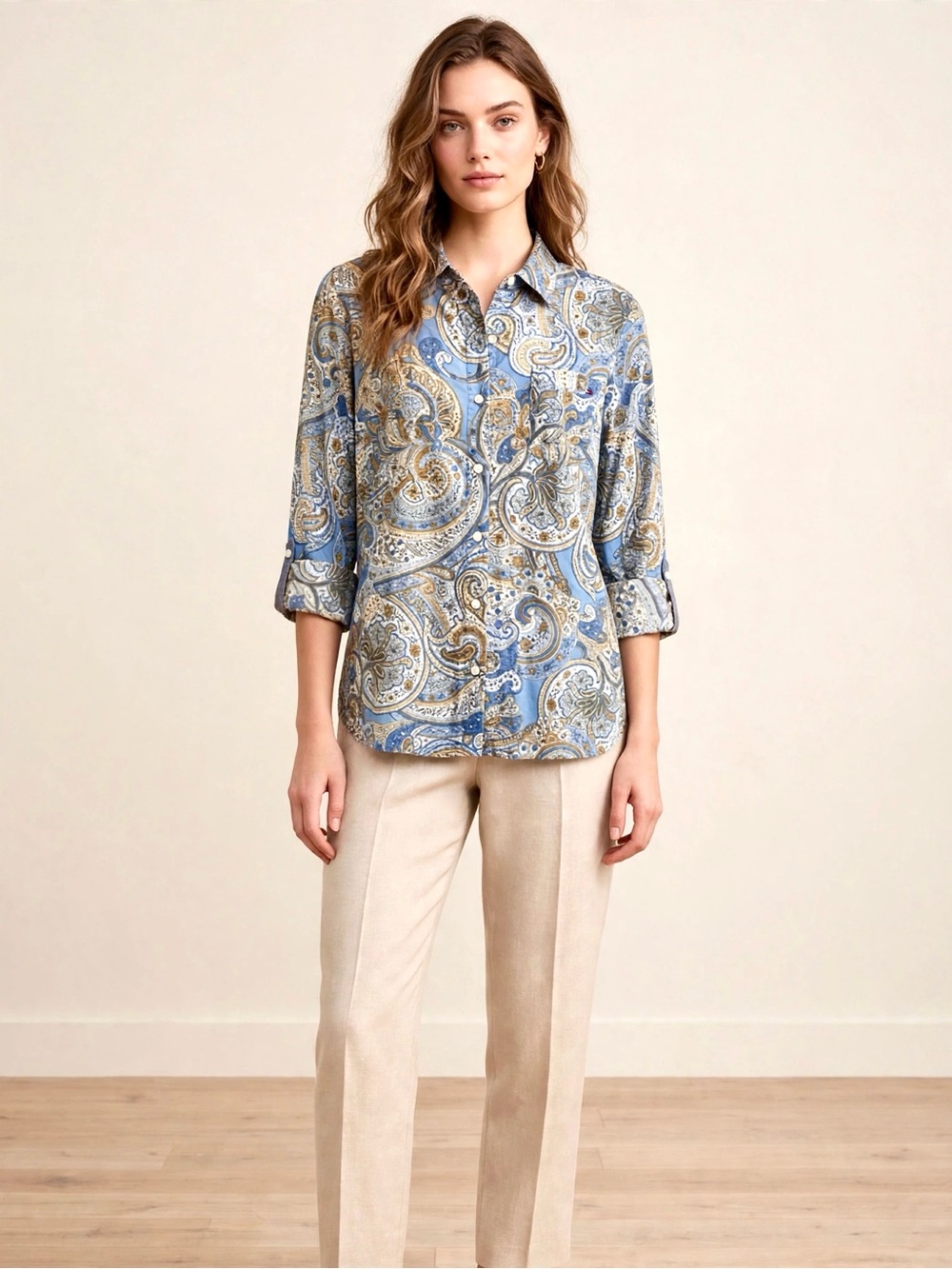 Tommy Hilfiger Paisley Button Down in Blue & White Size Medium Like New
